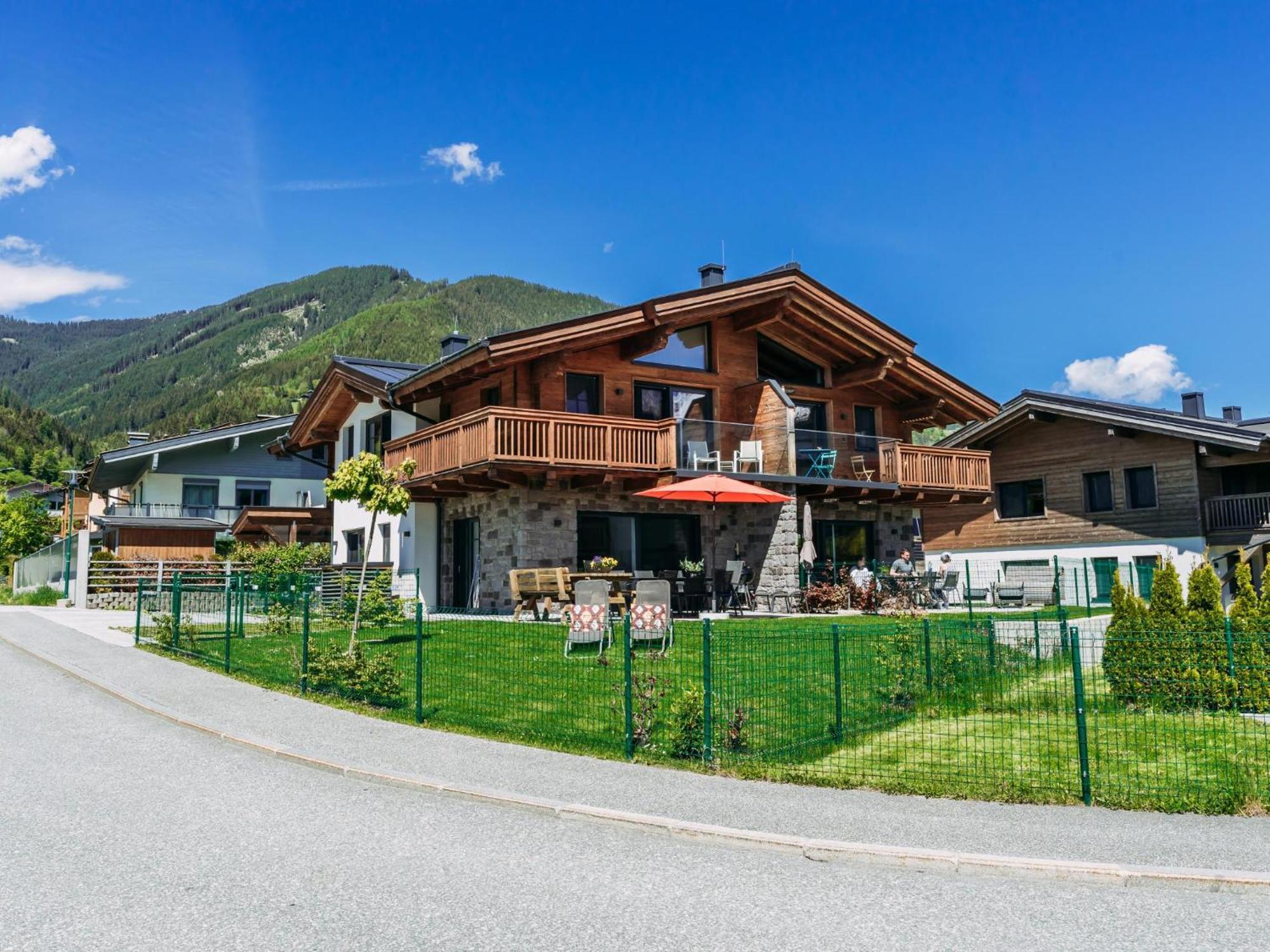 Tauern Lodge L Piesendorf Bagian luar foto